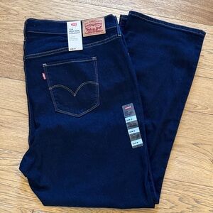 Levi's women's Dark Blue Straight Jeans